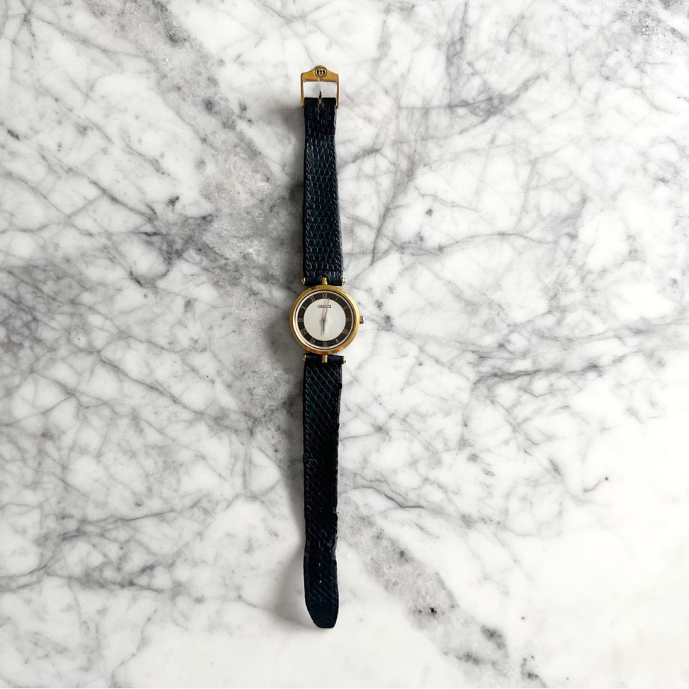 Vintage Unisex Authentic Gucci 2000 M Watch